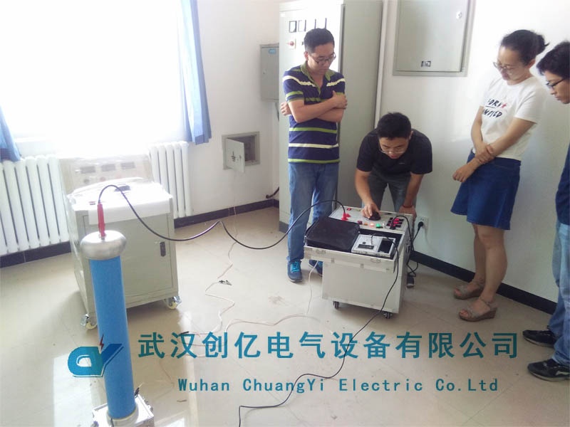 創(chuàng)億電氣為中國鐵道科學(xué)研究院調(diào)試耐壓試驗(yàn)裝置等一批設(shè)備售后保障